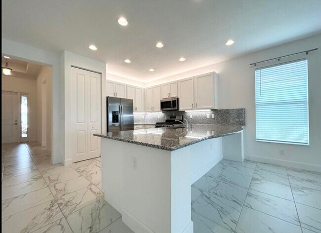 Foto del edificio - 11650 SW Moon River Way