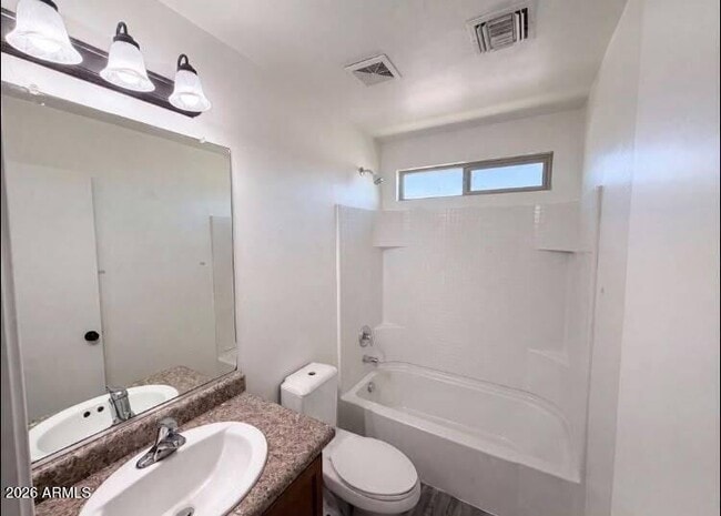 Building Photo - 935 W Placita Canalito