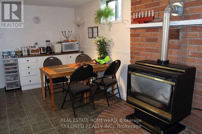 Photo du bâtiment - 8 Kitching Dr