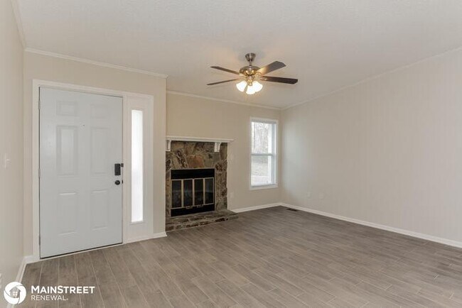 Foto del edificio - 8222 Strawberry Pt, Charlotte, NC 28215