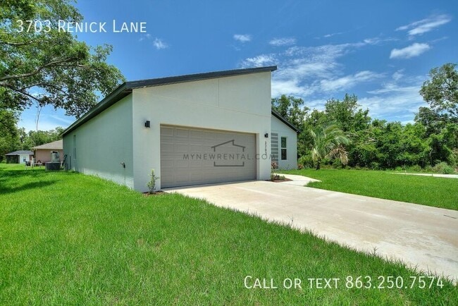 Building Photo - 3703 Renick Ln