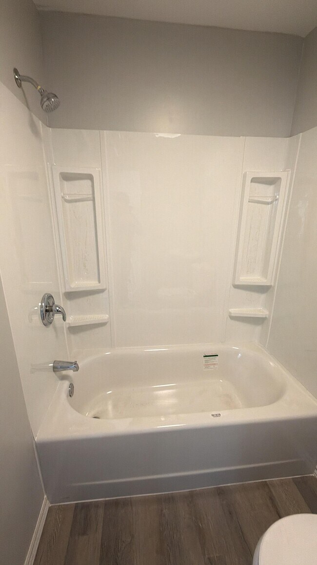 Photo du bâtiment - 1683 NS-242