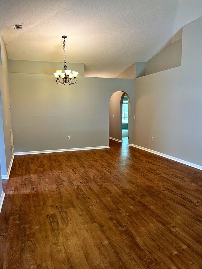 Foto del edificio - 3/2 with flex room & Fenced in yard