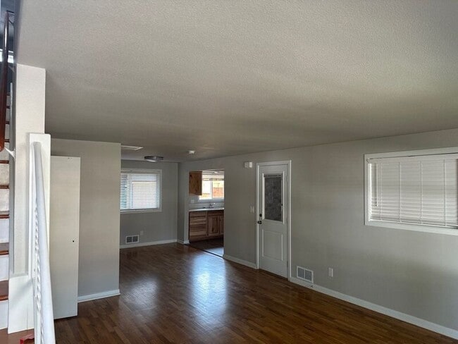 Building Photo - 1332 SW 8th Ave