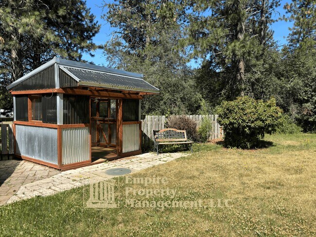 Foto del edificio - 10239 Baldy Mountain Rd