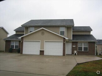 Building Photo - 1420 Raleigh Dr