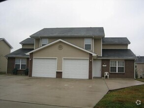 Building Photo - 1420 Raleigh Dr