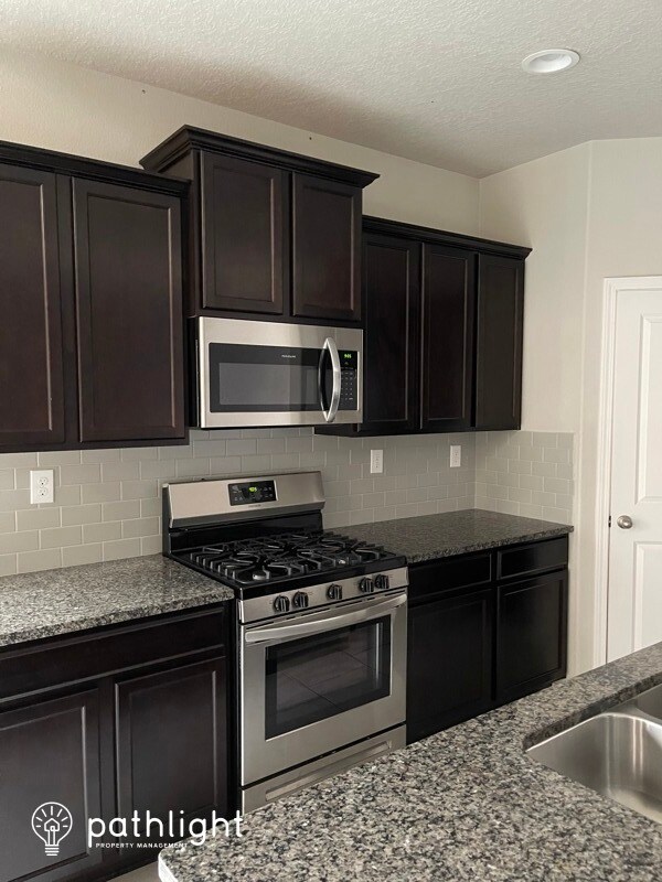 Foto del edificio - 1700 Valle Vista NW, Los Lunas, NM, 87031