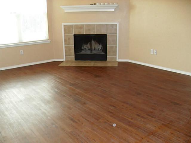 Building Photo - 3721 Beatriz Dr