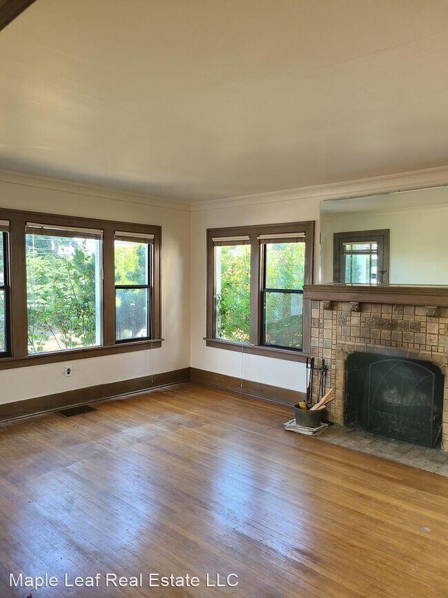 Foto del edificio - 4 br, 1.5 bath House - 3326 16th Ave S
