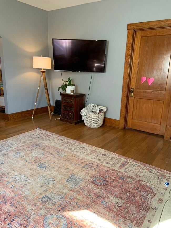 Building Photo - 4207 Barker Ave