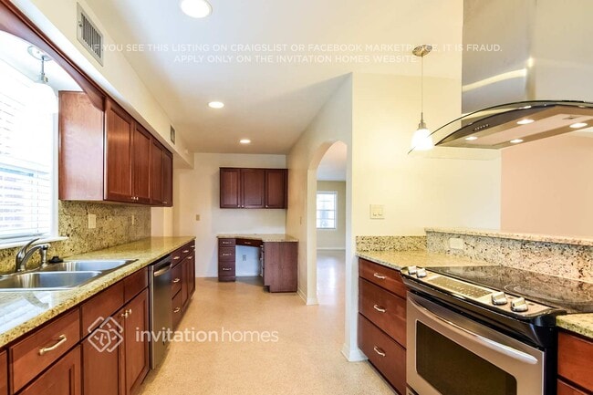 Building Photo - 1208 Lorie Cir