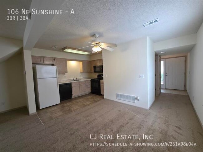 Building Photo - 106 Ne Sunshine-A