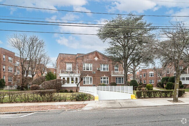 Building Photo - Northgate Cooperative Residence