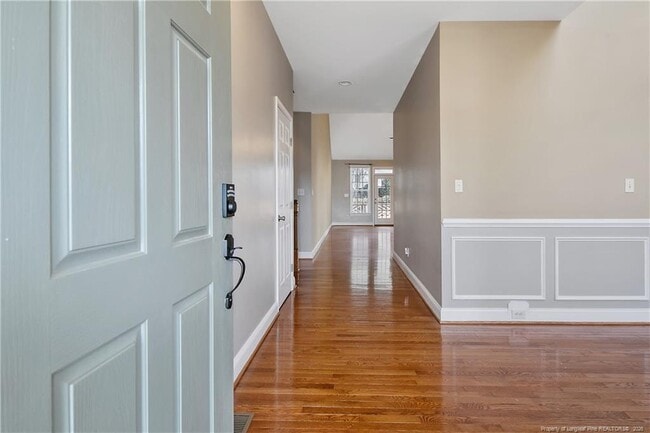 Building Photo - 147 Lamplighter Way