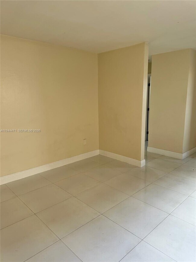 Foto del edificio - 1640 SW 1st St