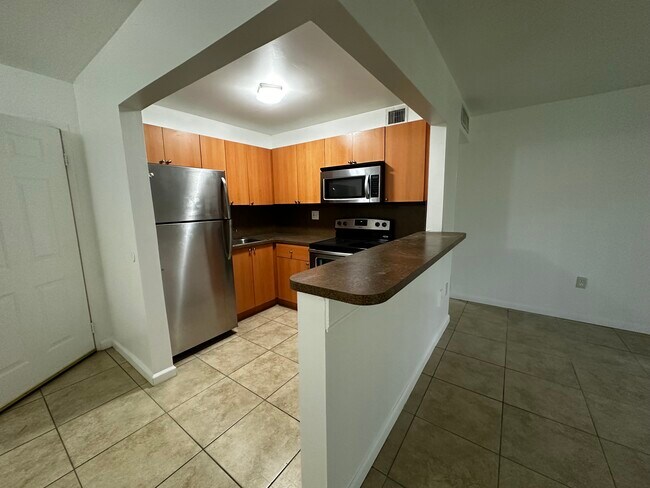 Building Photo - 9445 SW 76th St