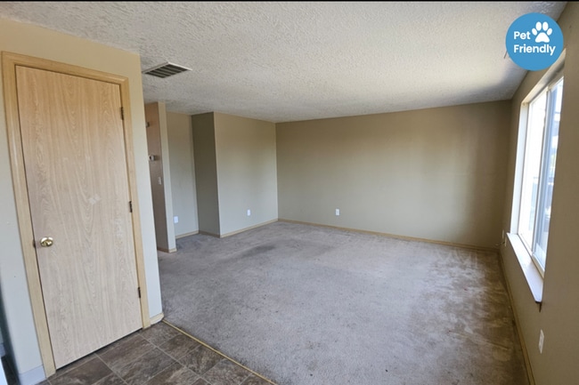 Building Photo - 1414 Brandt Rd