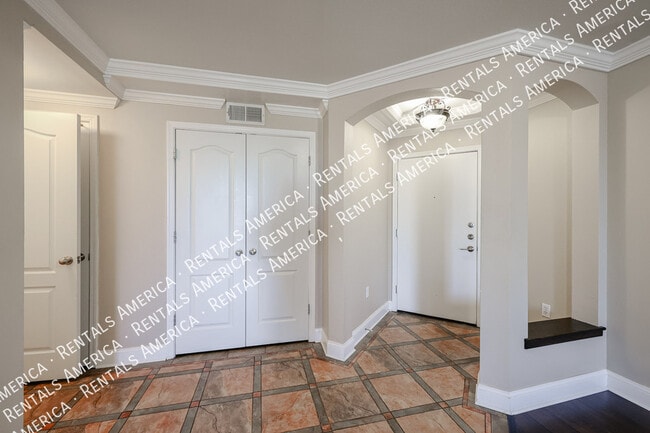 Foto del edificio - 1701 E Colter St