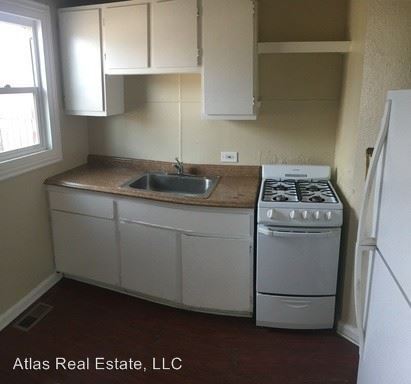 Building Photo - 7367-7373 Oneida Dr