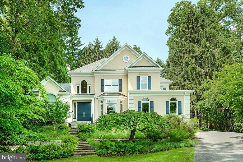 Primary Photo - 6698 Glenbrook Rd
