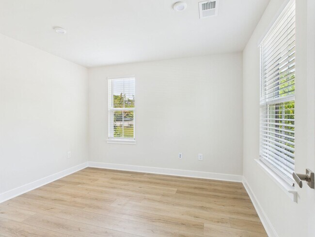Foto del edificio - 9600 Laurel Ridge Ct