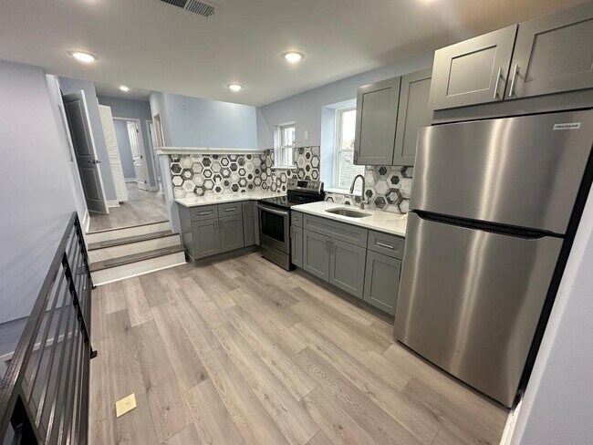 1716 W Oxford St Unit 1716 W Oxford #4, Philadelphia, PA 19121 - 1716 W ...