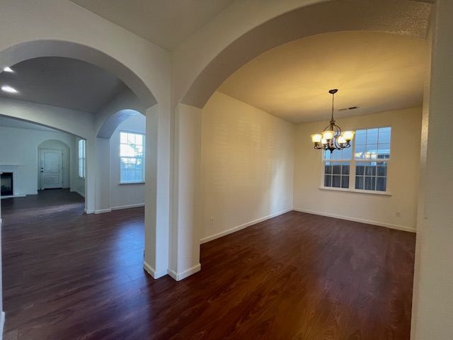 Foto del edificio - 465 W St Francis Ave