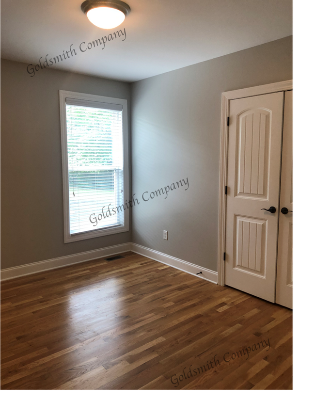 Building Photo - 6 Harris Street-Convenient to Downtown Gre...