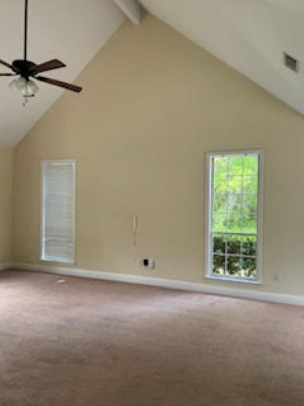 Living area - 98170 Golf Club Dr