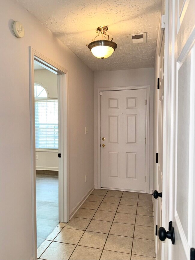 Foto del edificio - 2216 Prescott Ln