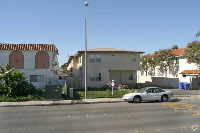 Building Photo - 1352 13th St