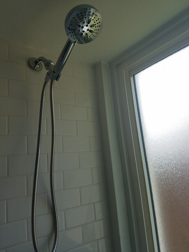 Foto del edificio - 3947 Jamieson Ave