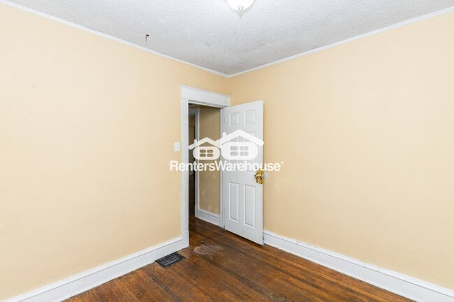 Building Photo - 4038 Bellefontaine Ave