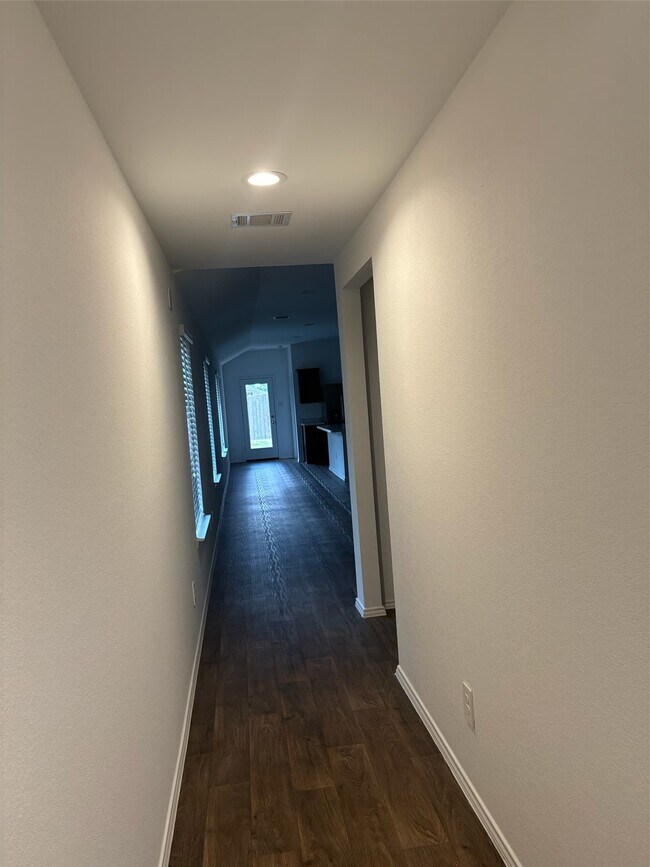 Building Photo - 21318 Black Leaf Dr