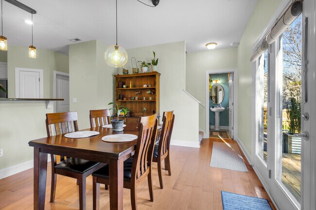 Foto del edificio - 112 Wild Oak Dr