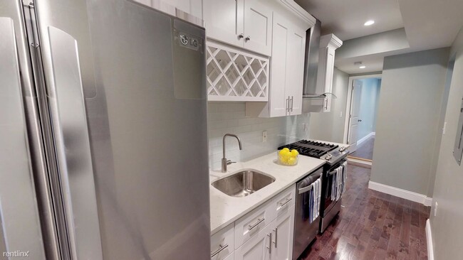 Building Photo - 1 br, 1 bath House - 744 S 9th St Private ...