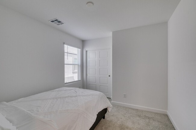 Building Photo - 2024 Lennar-Built Fully Furnished 2BR + Office Space Townhome-Style Condo in Cadence