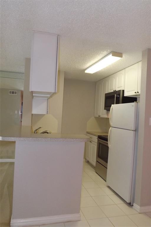 Building Photo - 103 Yacht Club Ln