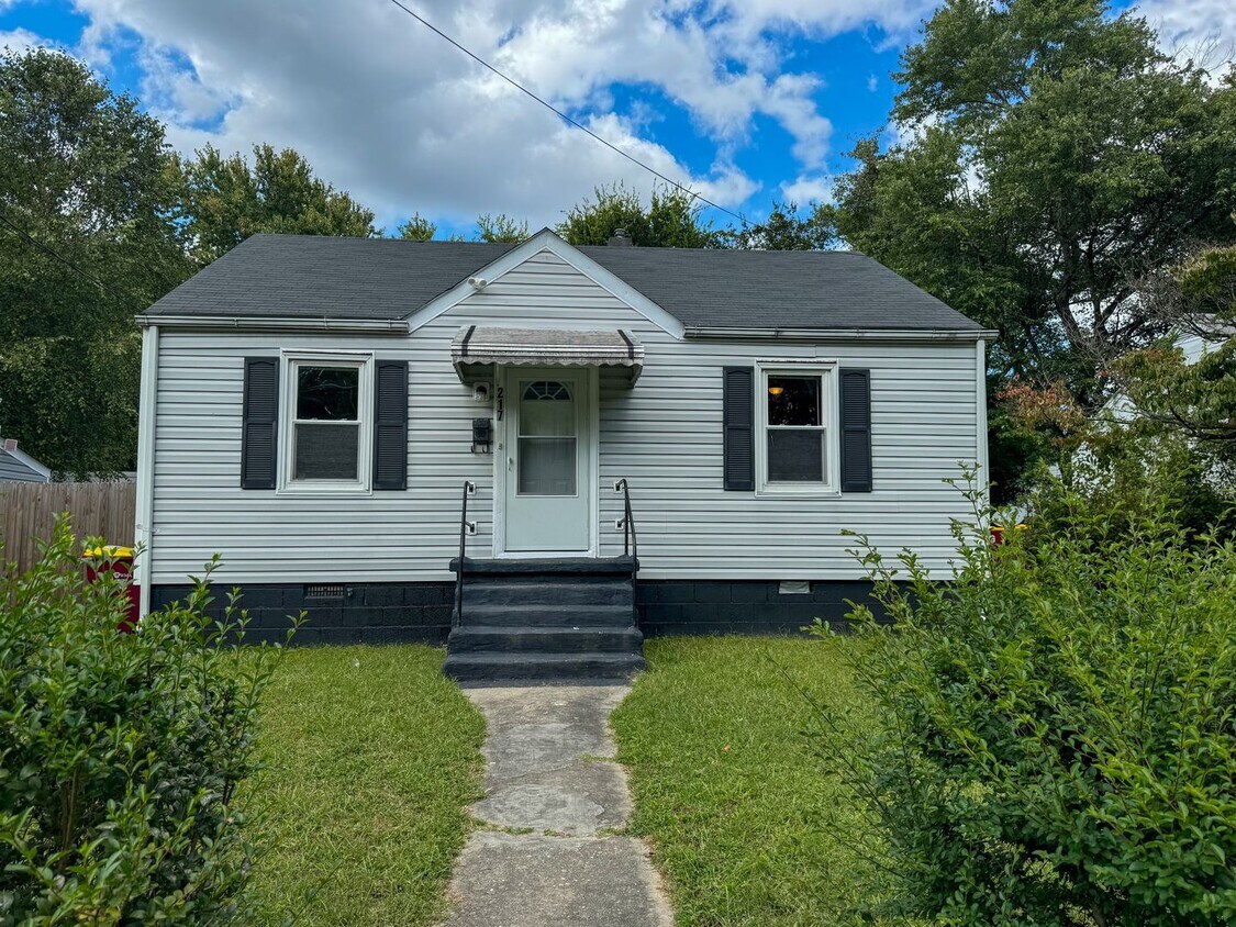 Foto principal - 217 St Luke St