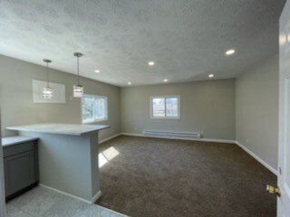 Building Photo - 16 Green Clover Dr
