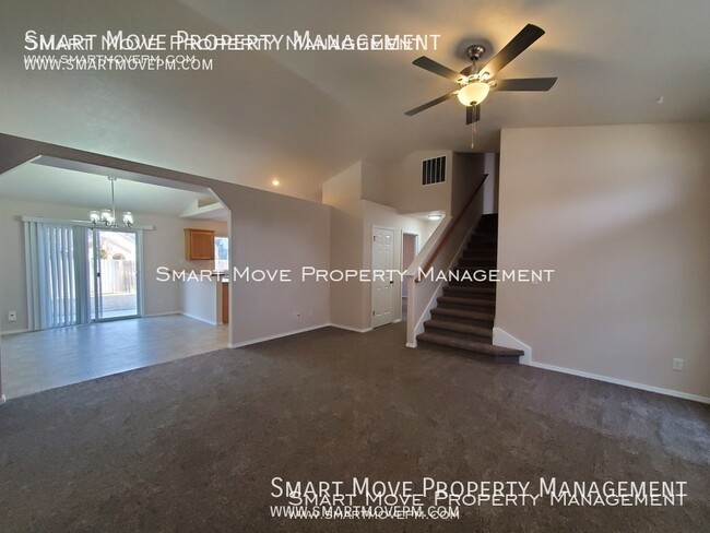 Building Photo - Cute 3 bd Home w/Bonus Room on Corner Lot,...