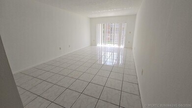 Building Photo - 3600 NW 21st St