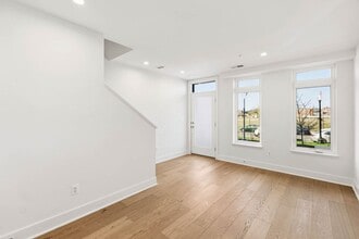 Building Photo - 2607 1st St NW