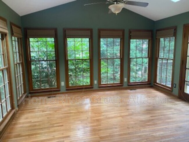 Foto del edificio - 1387 Emerald Pine Ct