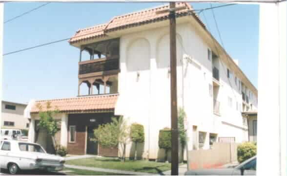 Building Photo - 4381 W 136th St