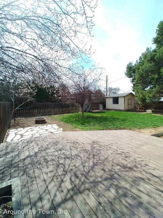 Building Photo - 3 br, 2 bath House - 1907 Lemhi Street