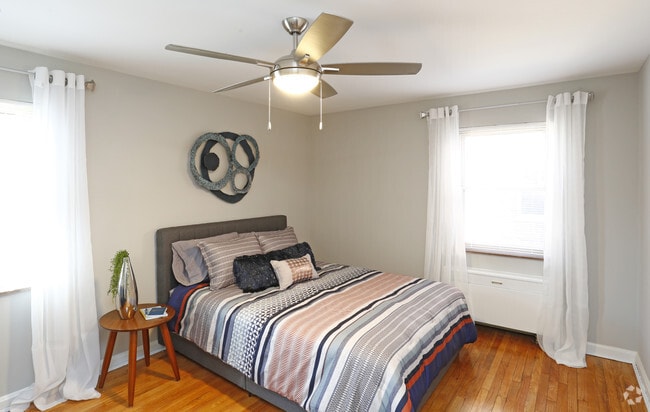 Interior Photo - Edroy Court Apartments