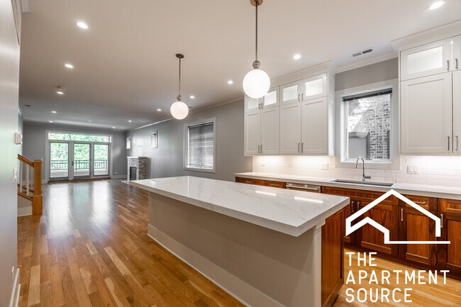 Foto del edificio - 4133 N Kenmore Ave