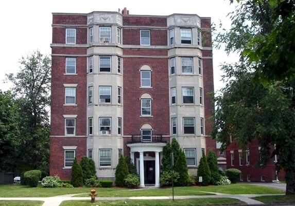 Primary Photo - Sachem Apartments